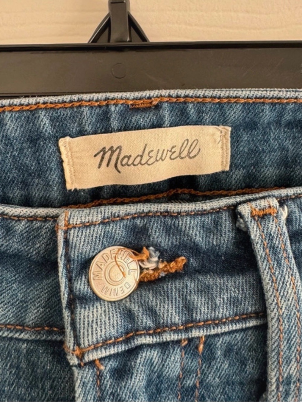Madewell Light Blue Denim Jeans - Classic Wash - Picture 3 of 9